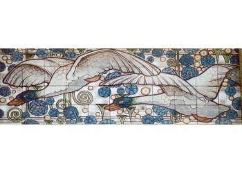 Decorazione ceramica con volo di Oche Decorazione ceramica con volo di Oche